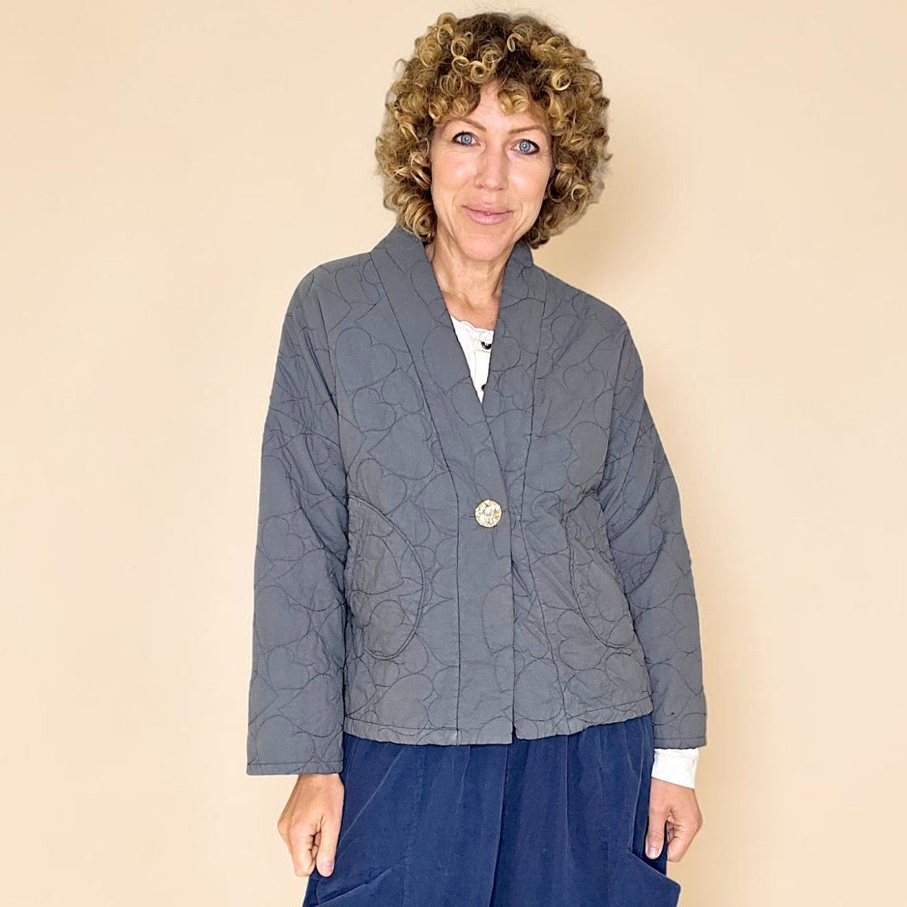 Love Heart Gold Button Quilt Jkt