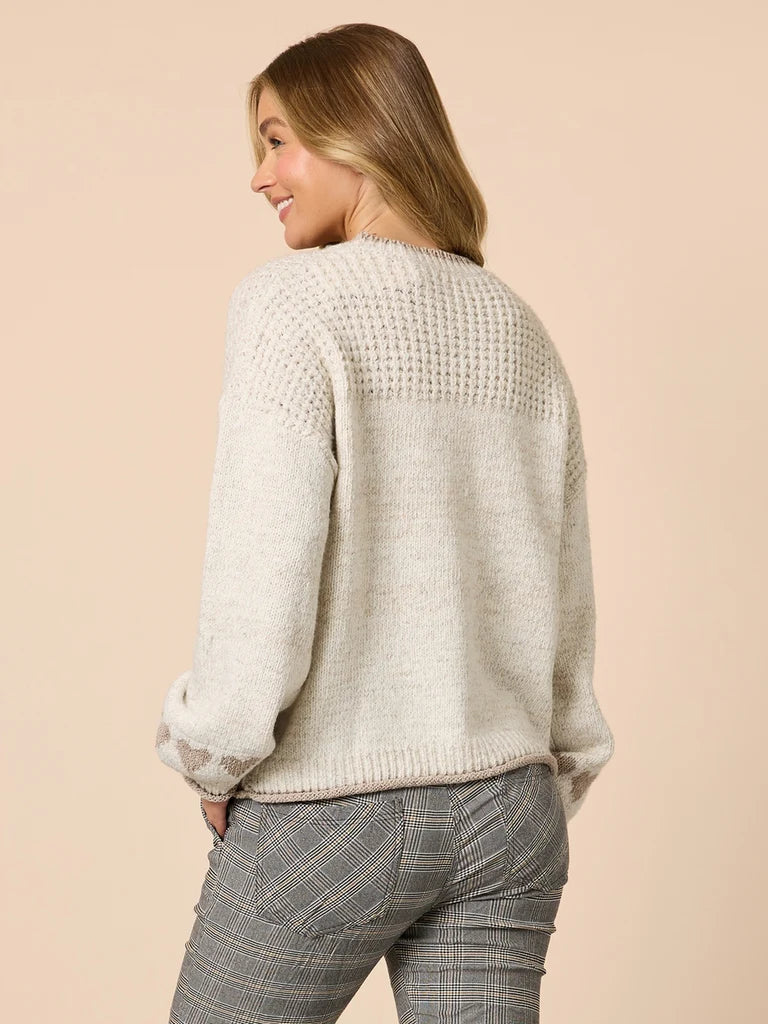 Chic Heart Ivory Knit T48739