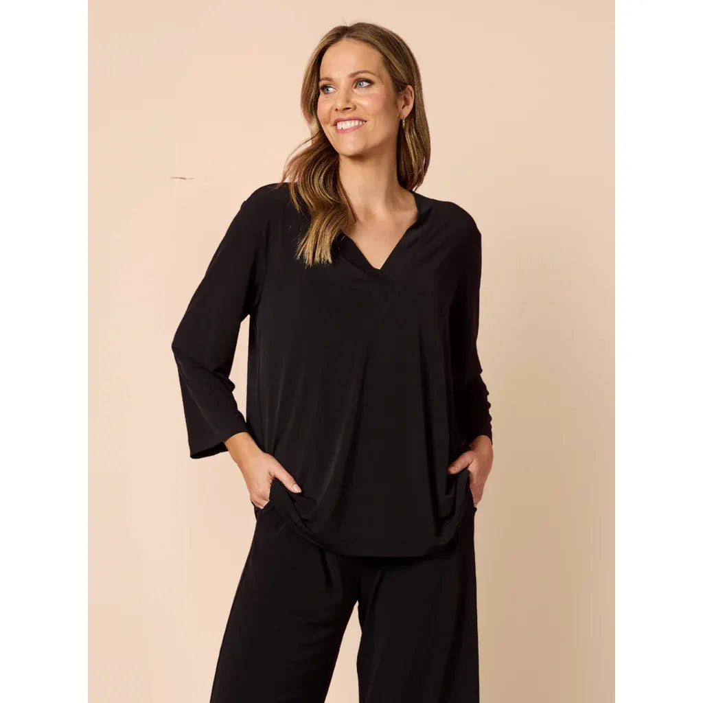 Traveller V Neck Black Top C49388