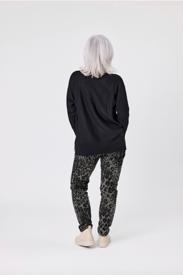 Annika Grey Leopard Pant LTD329