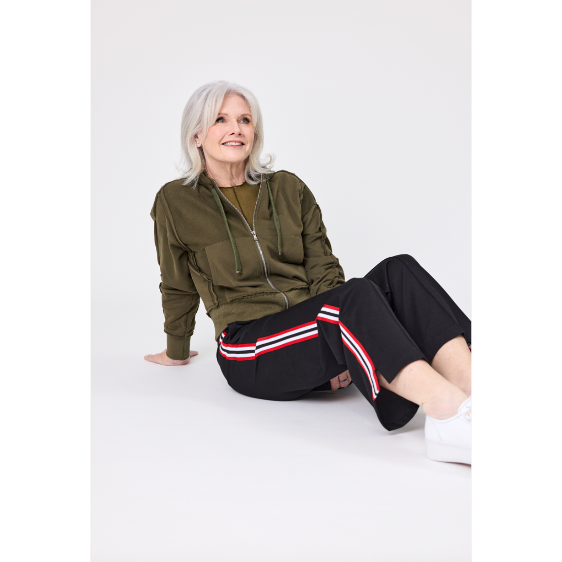 Chloe Black-Red Stripe Pant LTD130