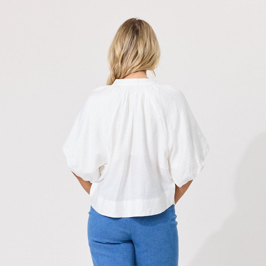 Manuela White Top LTD405