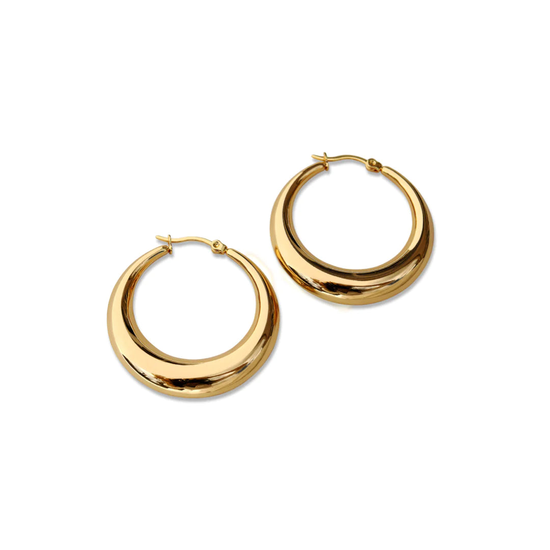 CARRE HOLLOW HOOP EARRINGS