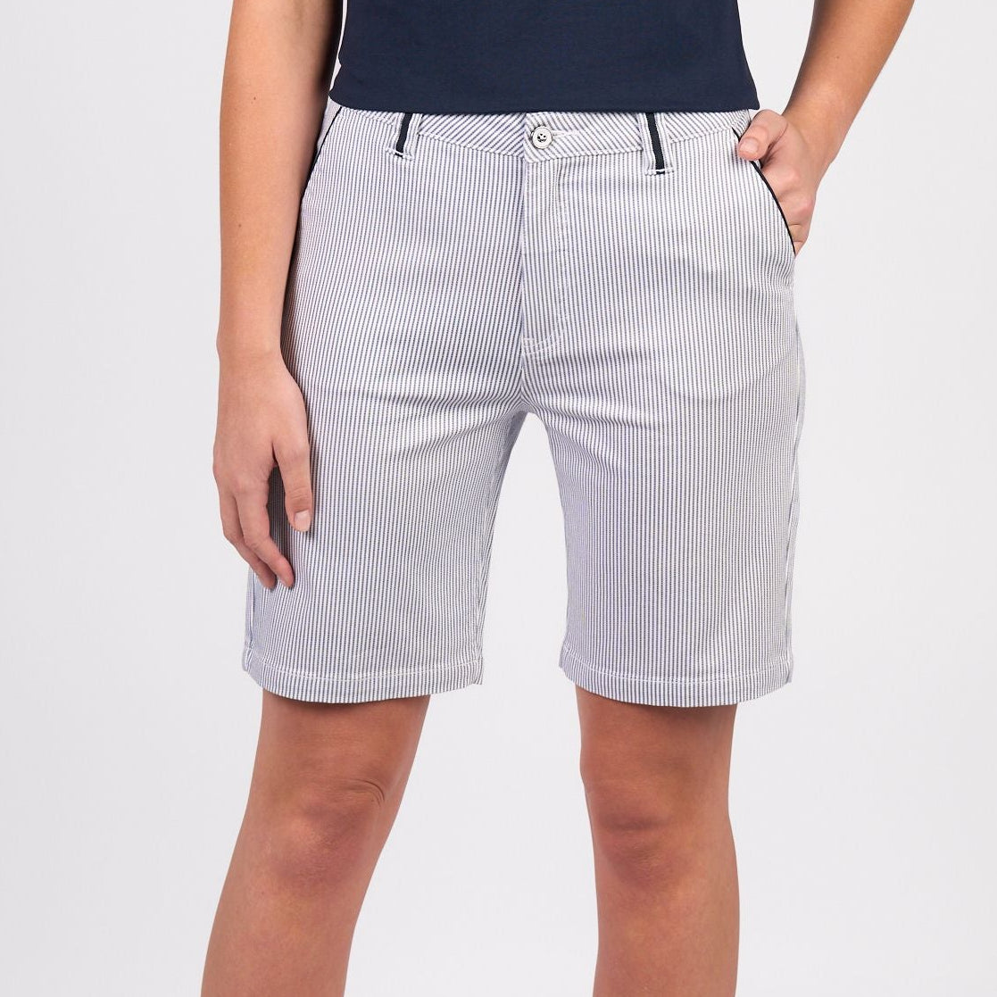 SLIM Leg Above Knee Short 5998