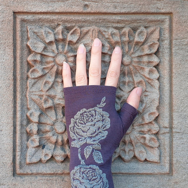 Purple Print Fingerless Gloves