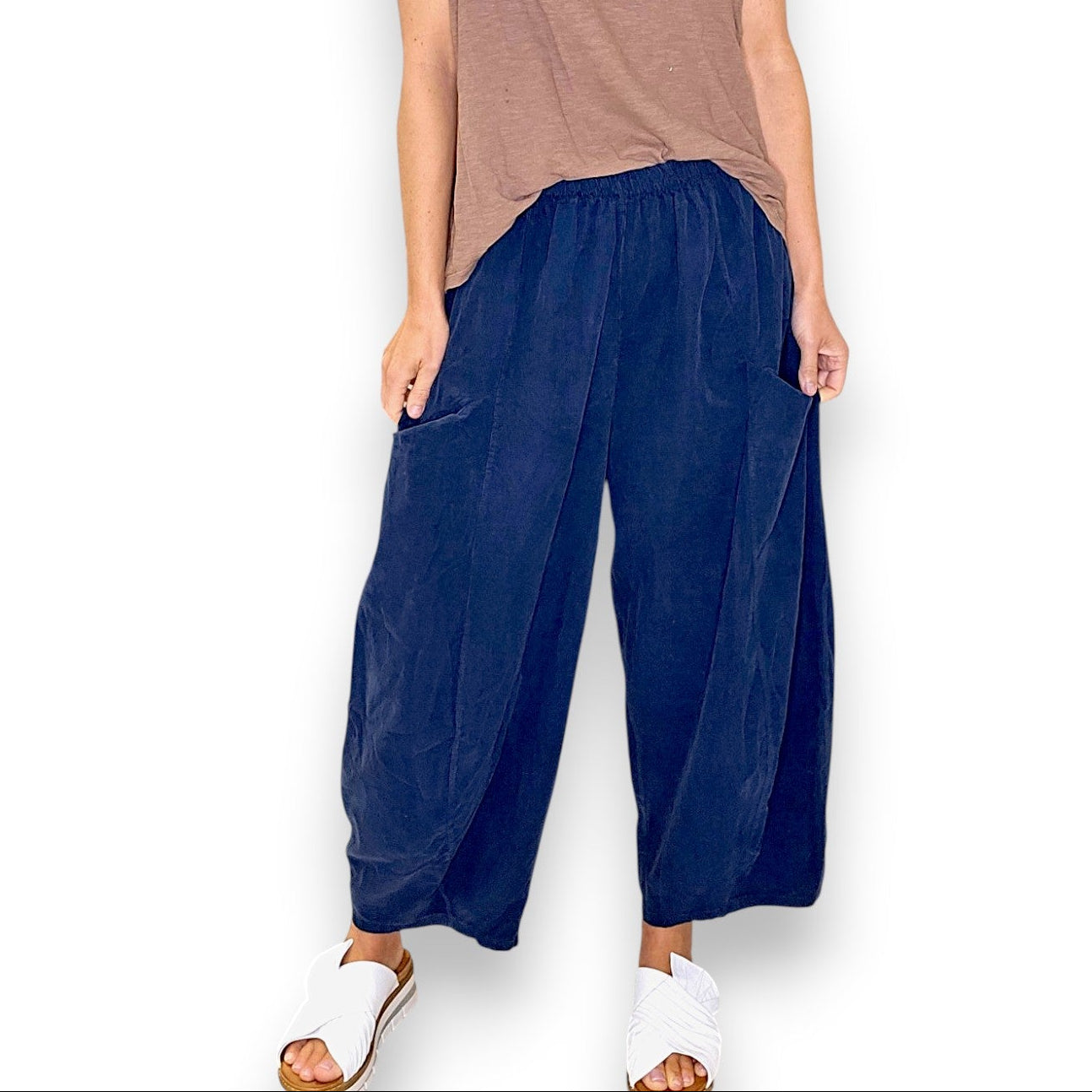 Helga May Corduroy Barrel Pants