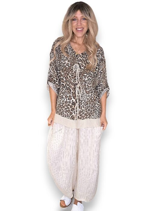 Leopard Trois Button Top