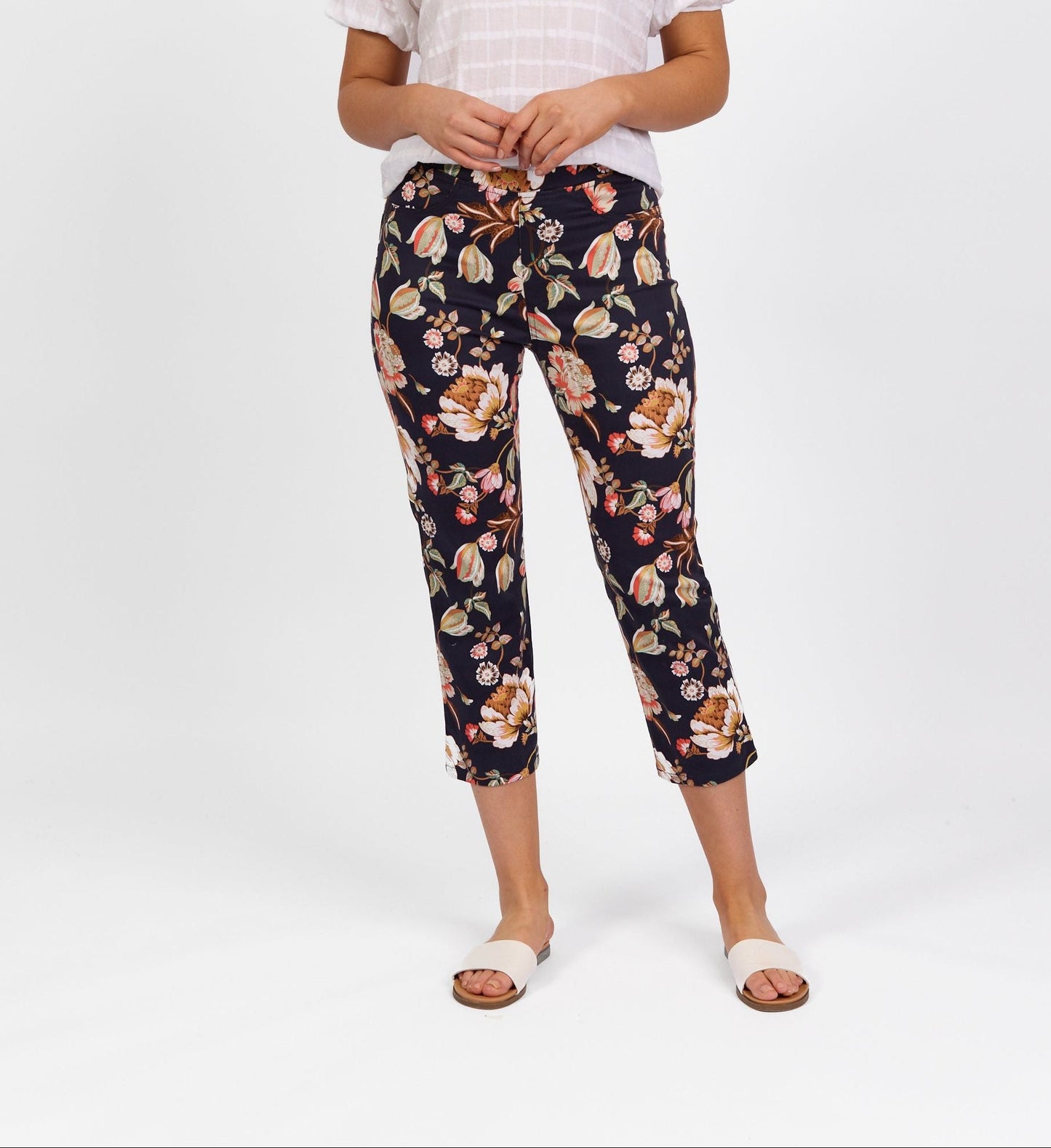 SLIM Printed Leg 7/8 Pull On 274LW