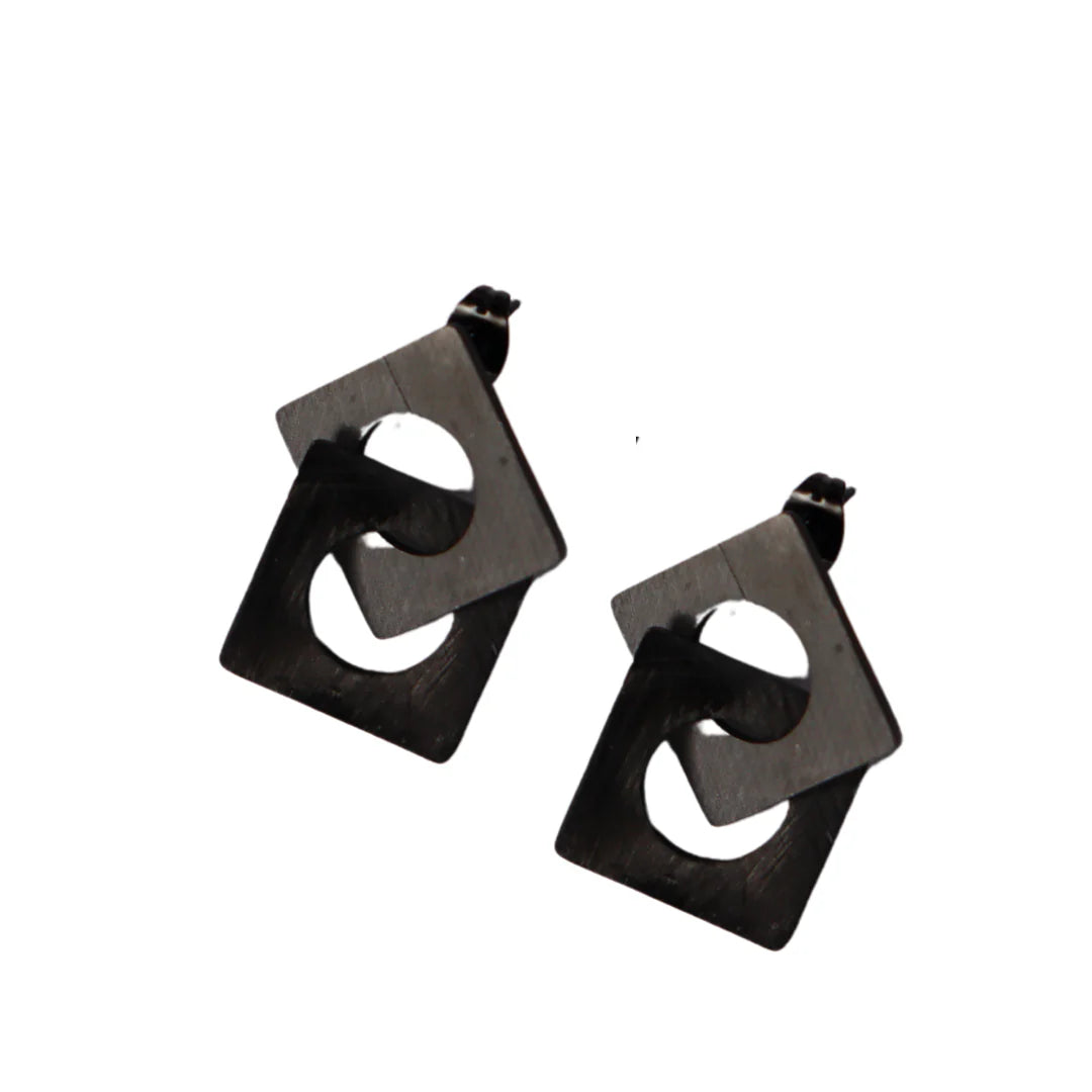 CARRE BLACK STUD EARRINGS