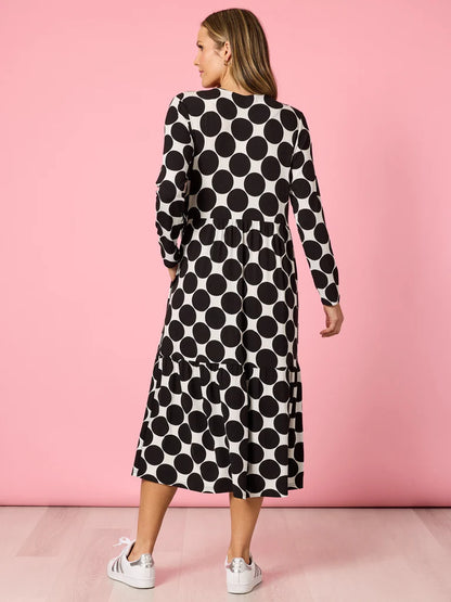 Tres Bien Black/White Dress C49390