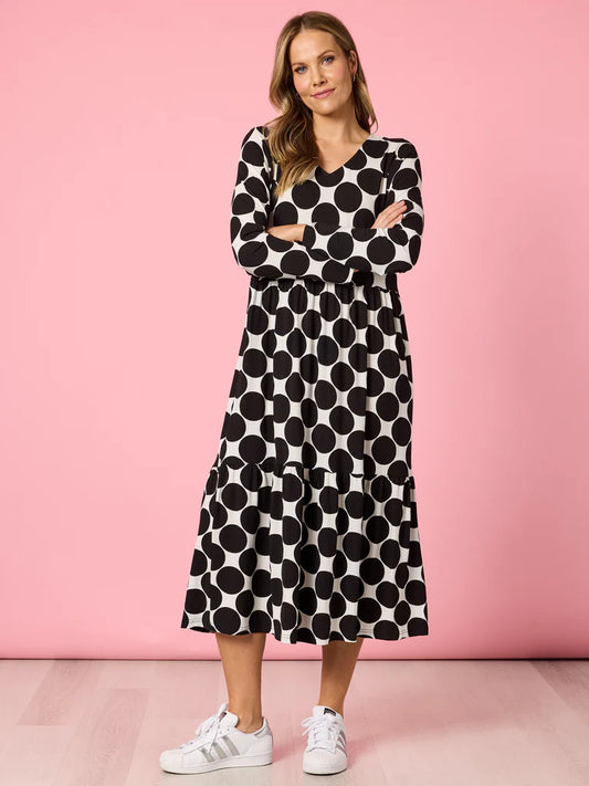 Tres Bien Black/White Dress C49390