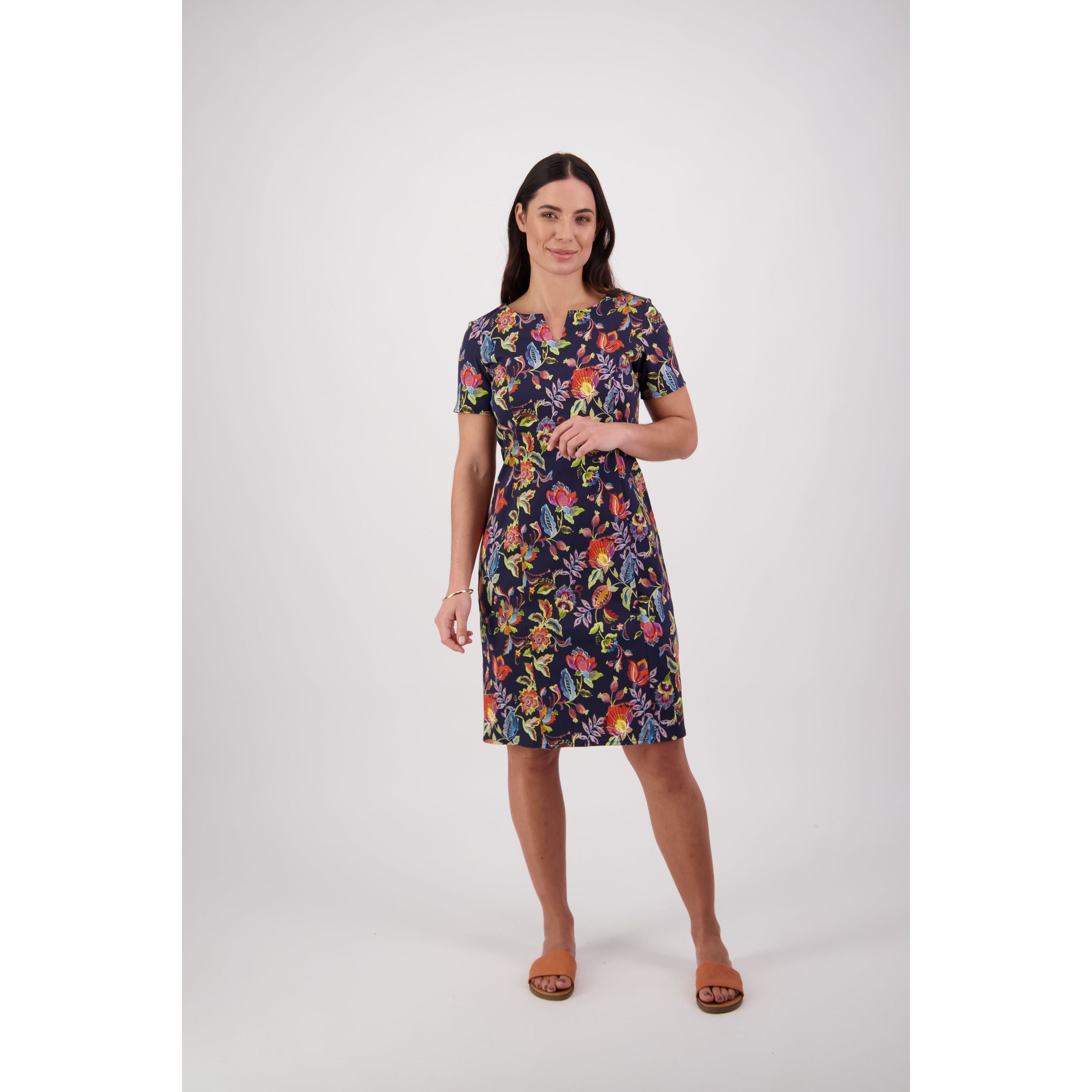 Printed Lightweight Fitted Dress with Short Sleeve