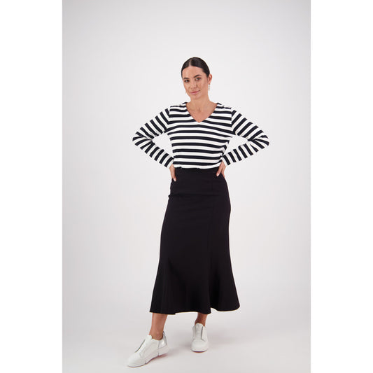 VASS Mid Length Fluted Skirt 7055W