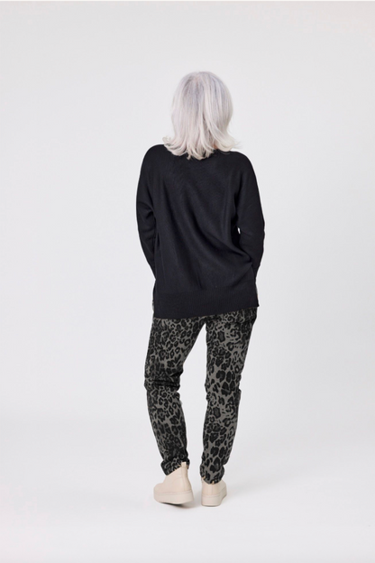 Annika Grey Leopard Pant LTD329