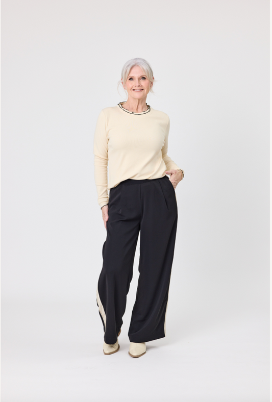 Daria Black Pant LTD331