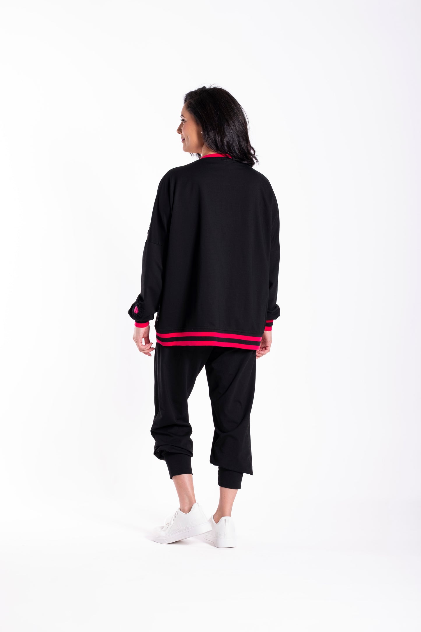 Punk Daisy Noir Sweatshirt JW26-80