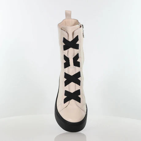 Minx Ivory Katerina Boot
