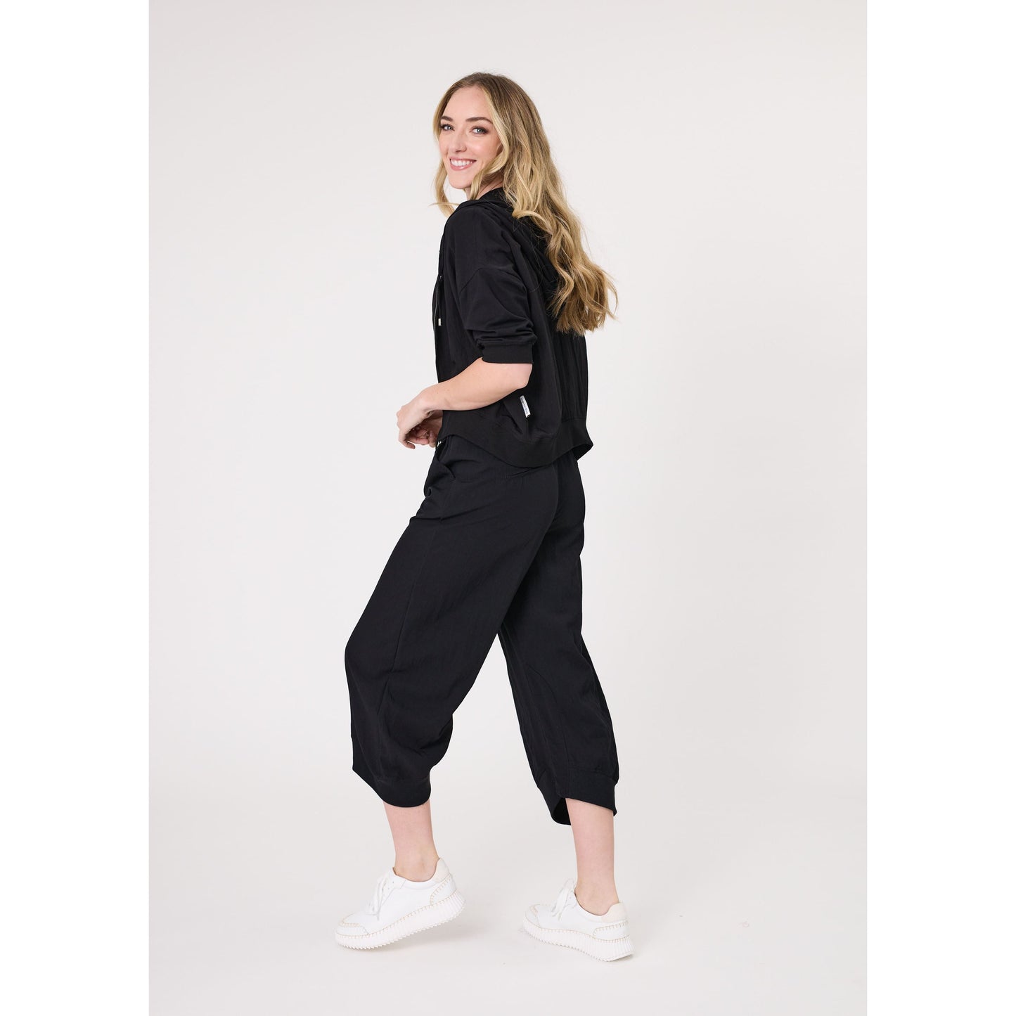Larissa Pants Black LTD233