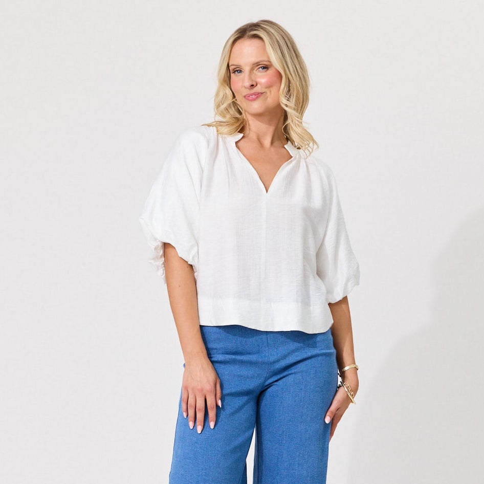 Manuela White Top LTD405