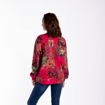 She Walks in Colour Sweatshirt JW26-84