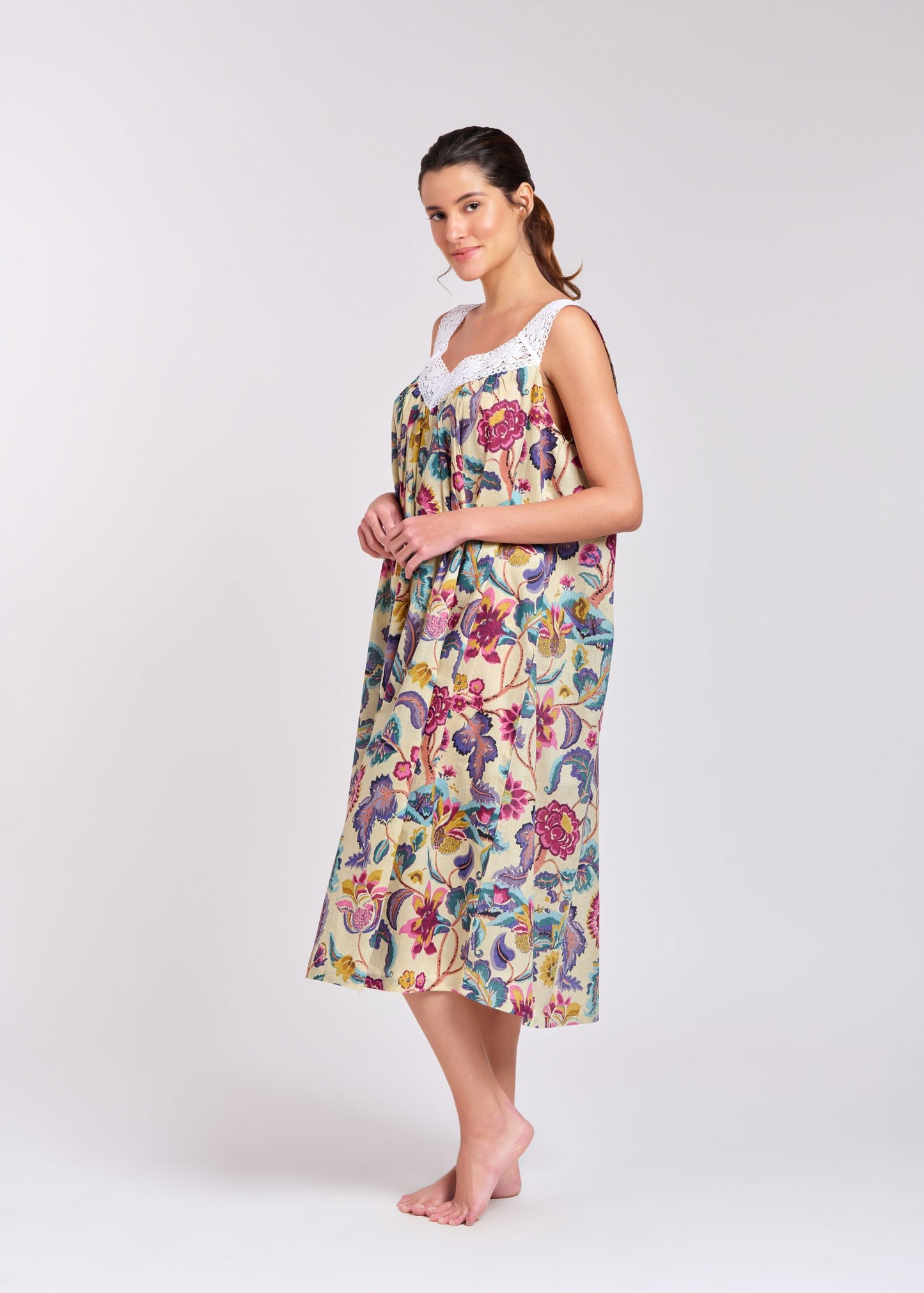 Arabella MD-410F9 Nightie