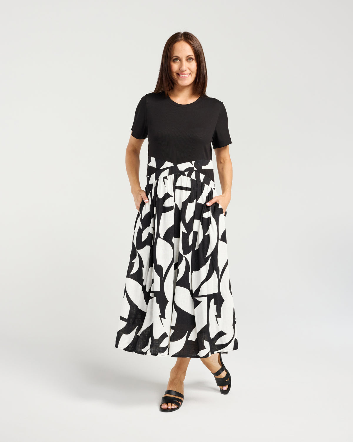 Delilah Dress Mono Form S6080-1