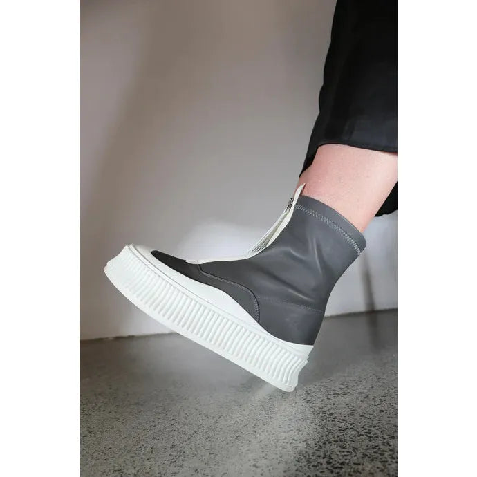 Minx Ultra Sonic Boot