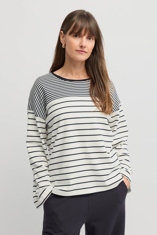 Halcyon Tee Ecru/Navy YT3061