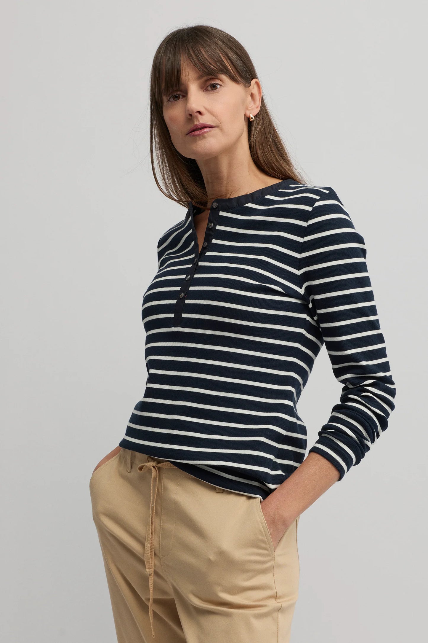 Jovis Navy/Ecru Rib Henley YT3068