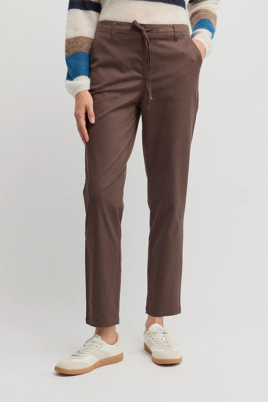 Nova  Truffle Jogger YT8051