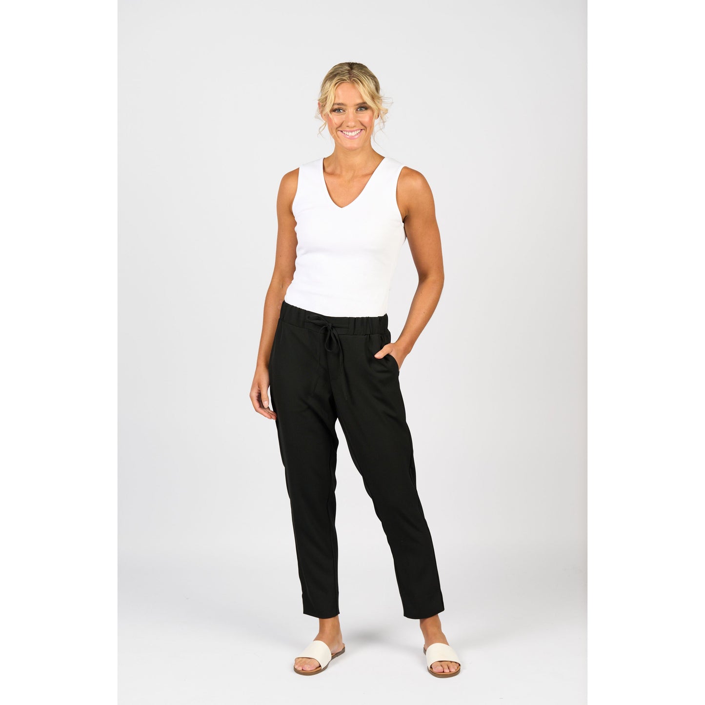 Relaxed Leg Ankle Grazer Pull On 5035