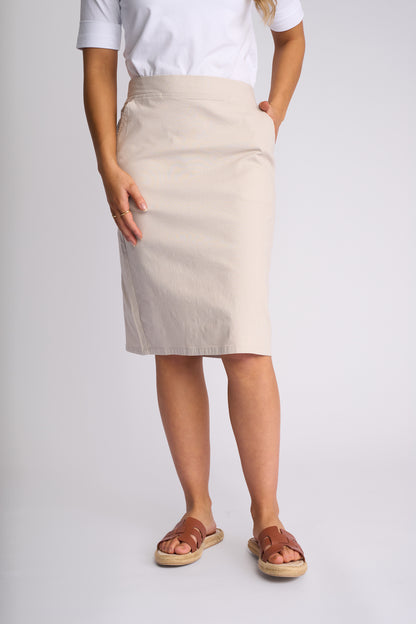 Belen Flat Front Pull On Skirt 7067N