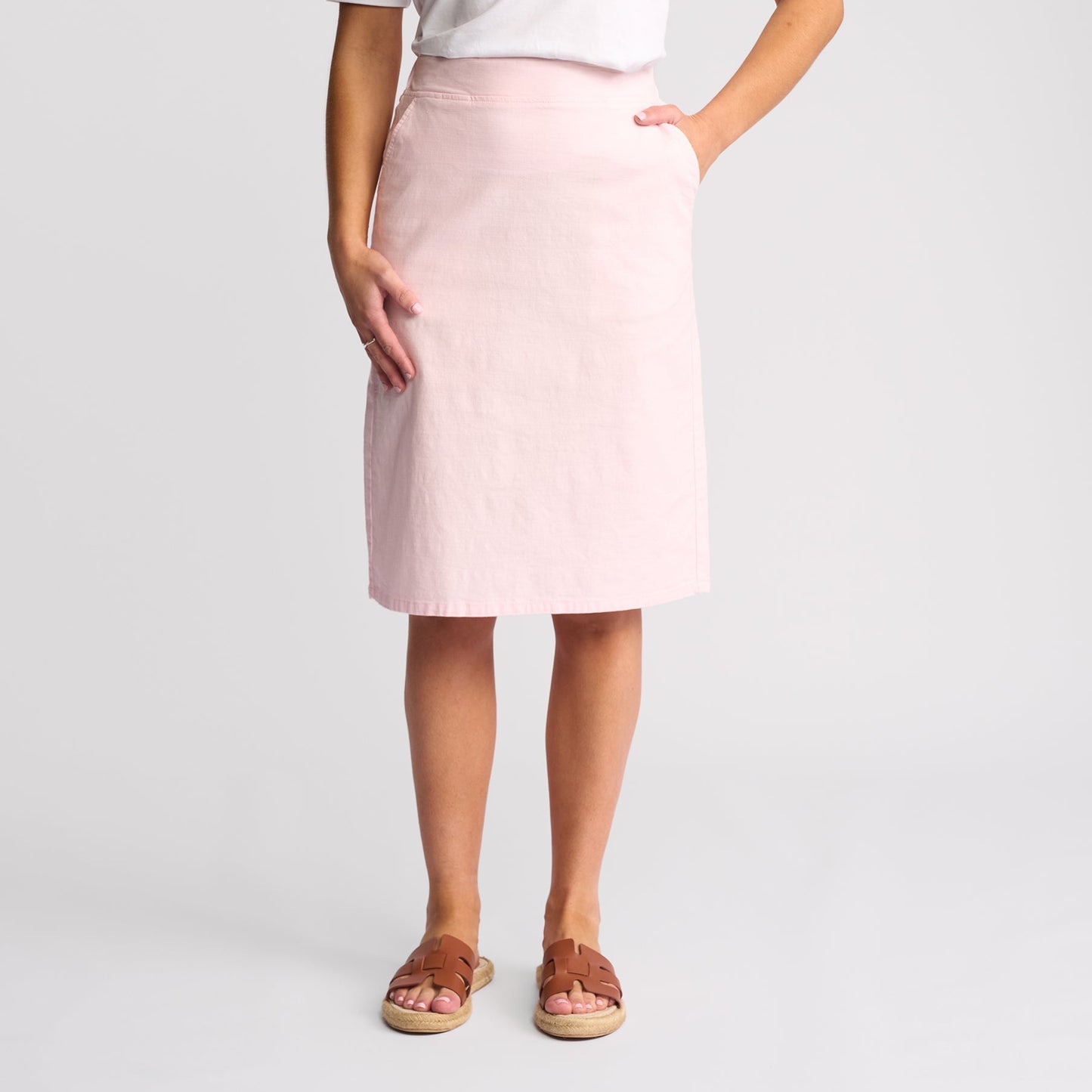 Belen Flat Front Pull On Skirt 7067N