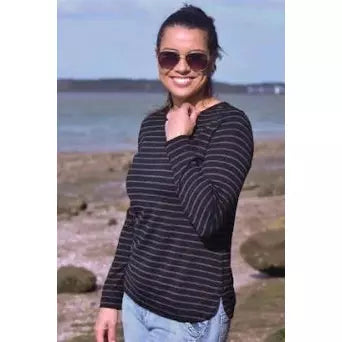 Ebony Curved Hem Top